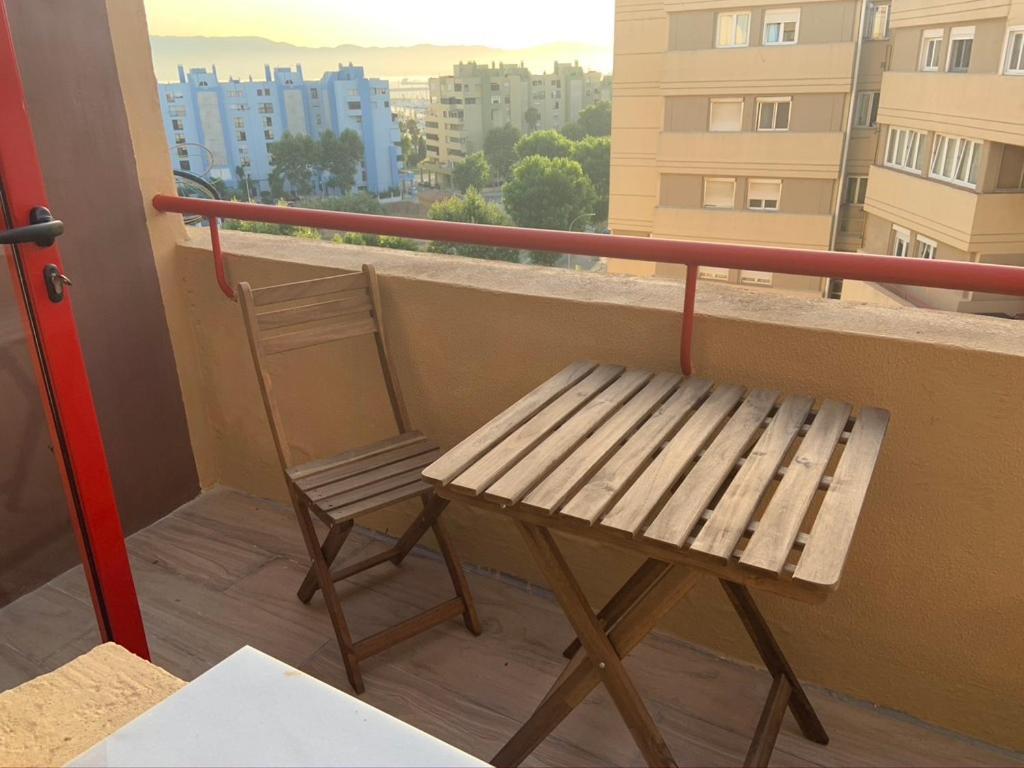 Room In A Shared Apartment Touching The Border :) La Línea de la Concepción Exterior foto